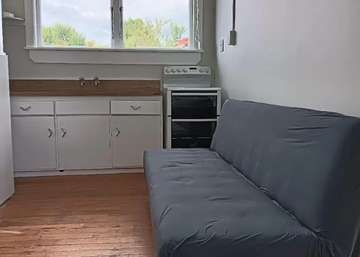 2 Doulbe And 2 Sofa Beds Garden Charlet B * ロトルア